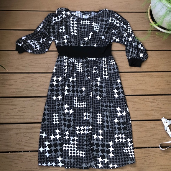 Cute dress (bag E) - Picture 1 of 2